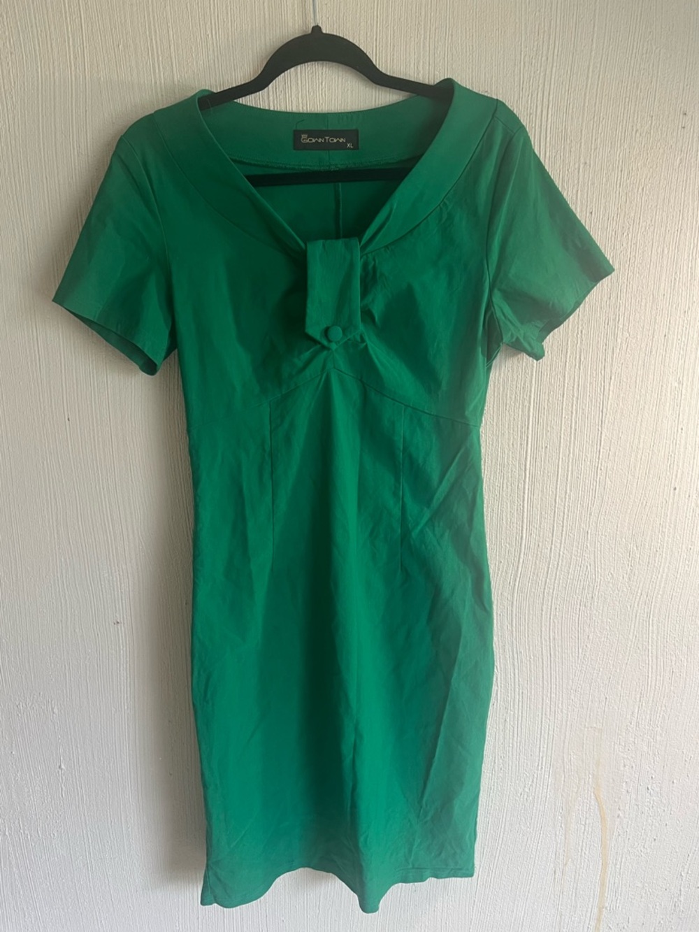 💚 Gowntown Emerald Green Wiggle Dress – Vintage Pinup Glam 💚